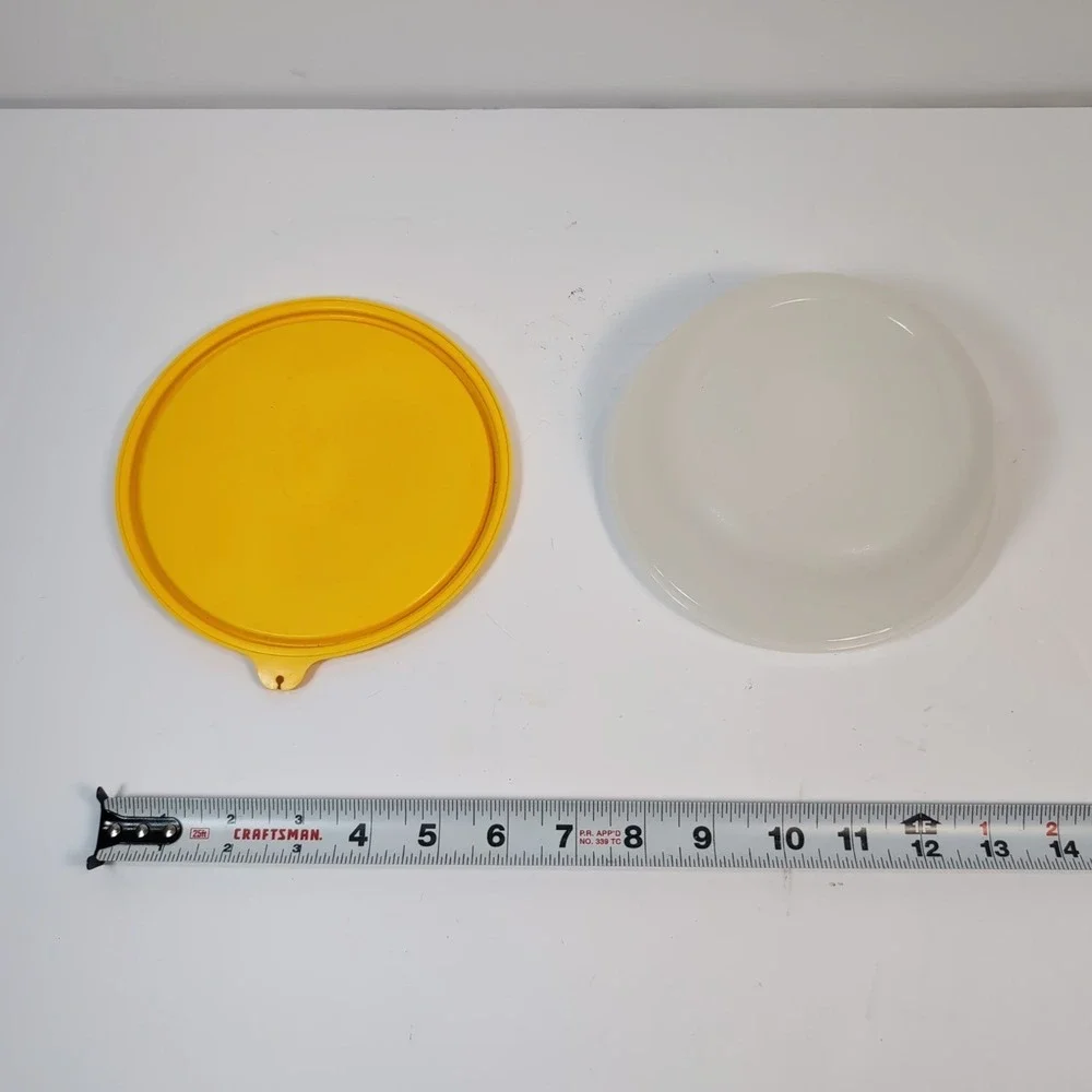 Vintage Tupperware 1842 Clear Wonder Bowl with 227 Yellow‎ Lid